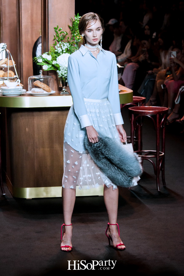 ELLE Fashion Week Fall/Winter 2018 ASV ‘2 Little Words 1 Big Concept’