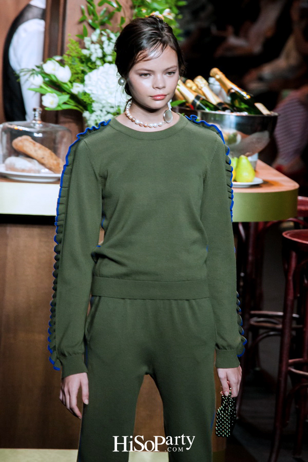 ELLE Fashion Week Fall/Winter 2018 ASV ‘2 Little Words 1 Big Concept’