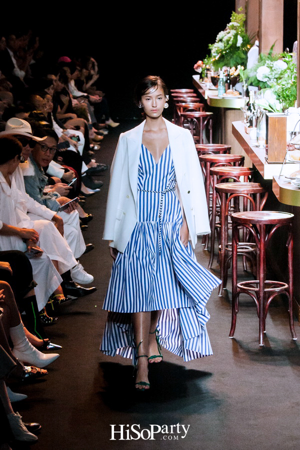 ELLE Fashion Week Fall/Winter 2018 ASV ‘2 Little Words 1 Big Concept’