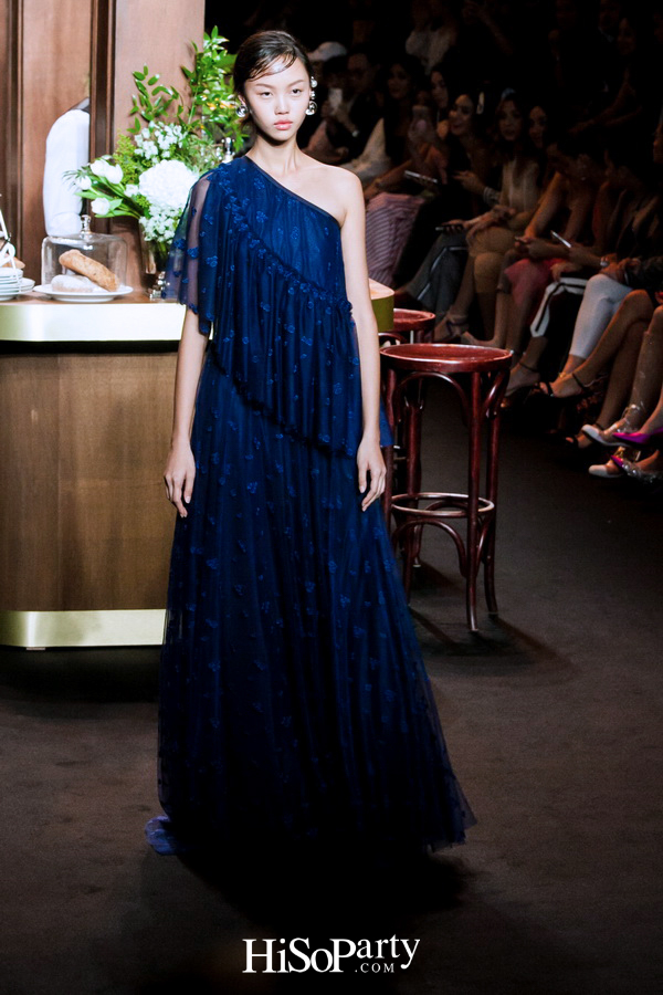 ELLE Fashion Week Fall/Winter 2018 ASV ‘2 Little Words 1 Big Concept’