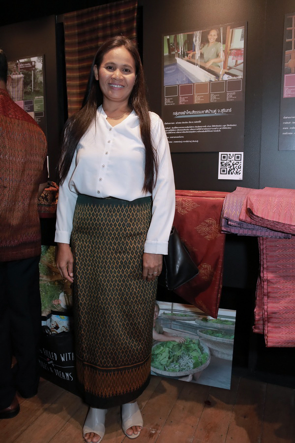 Color ID Labeling นิทรรศการผ้าไทยทอมือย้อมสีธรรมชาติอันแสนวิจิตรบรรจง ที่ถูกสร้างสรรค์ขึ้นในงานเปิดตัว ‘Color ID Labeling’