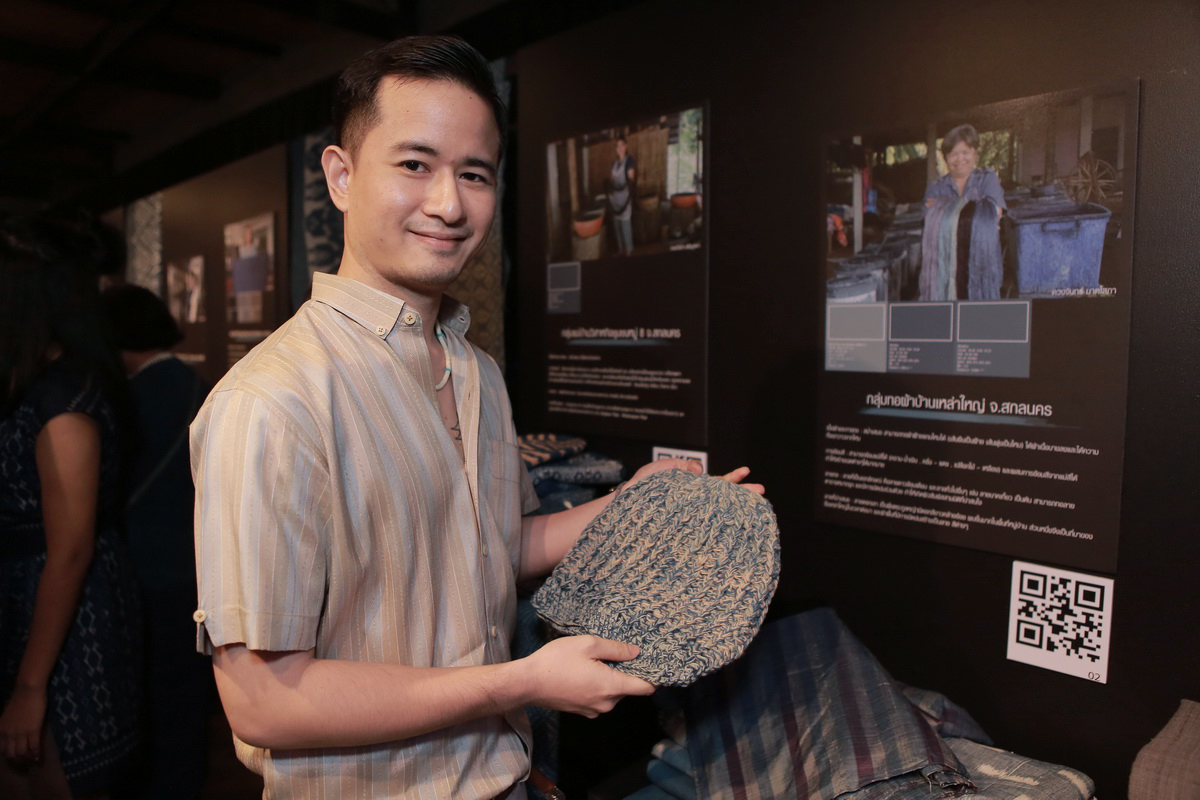 Color ID Labeling นิทรรศการผ้าไทยทอมือย้อมสีธรรมชาติอันแสนวิจิตรบรรจง ที่ถูกสร้างสรรค์ขึ้นในงานเปิดตัว ‘Color ID Labeling’