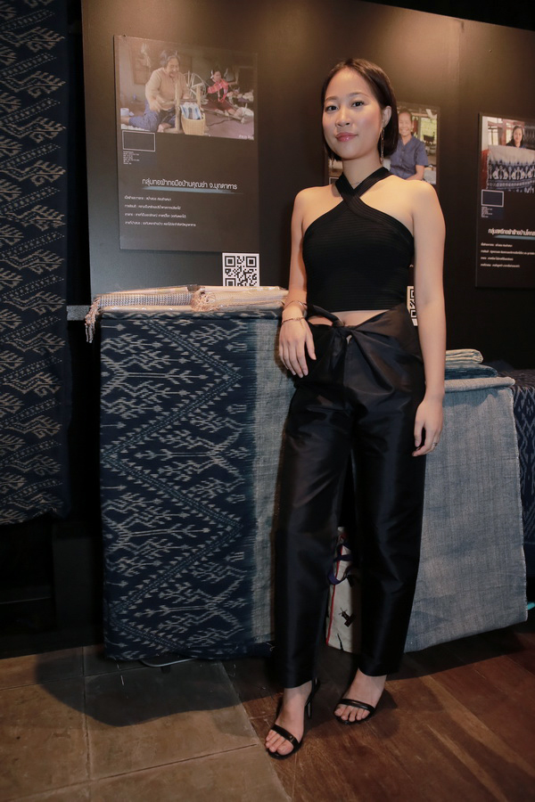 Color ID Labeling นิทรรศการผ้าไทยทอมือย้อมสีธรรมชาติอันแสนวิจิตรบรรจง ที่ถูกสร้างสรรค์ขึ้นในงานเปิดตัว ‘Color ID Labeling’