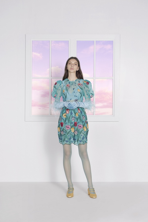 SRETSIS Fall/Winter 2018 ‘MAGIC HOUR’ สวยเก๋ตลอด 24 ชั่วโมงในแบบสาวสเรทซิส