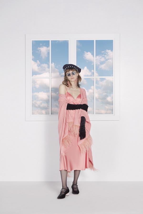 SRETSIS Fall/Winter 2018 ‘MAGIC HOUR’ สวยเก๋ตลอด 24 ชั่วโมงในแบบสาวสเรทซิส