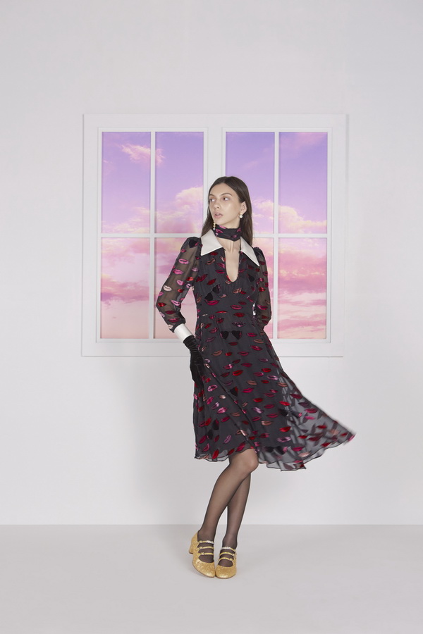 SRETSIS Fall/Winter 2018 ‘MAGIC HOUR’ สวยเก๋ตลอด 24 ชั่วโมงในแบบสาวสเรทซิส