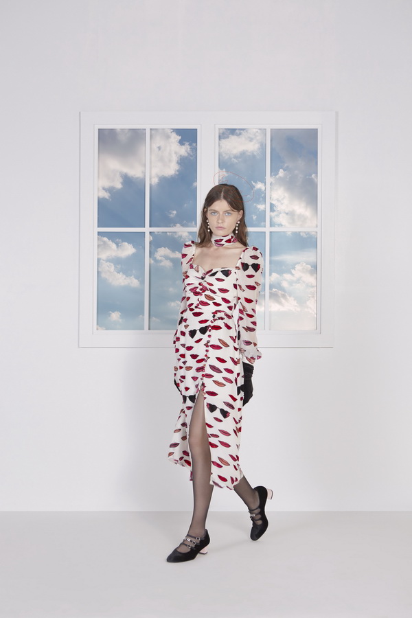 SRETSIS Fall/Winter 2018 ‘MAGIC HOUR’ สวยเก๋ตลอด 24 ชั่วโมงในแบบสาวสเรทซิส