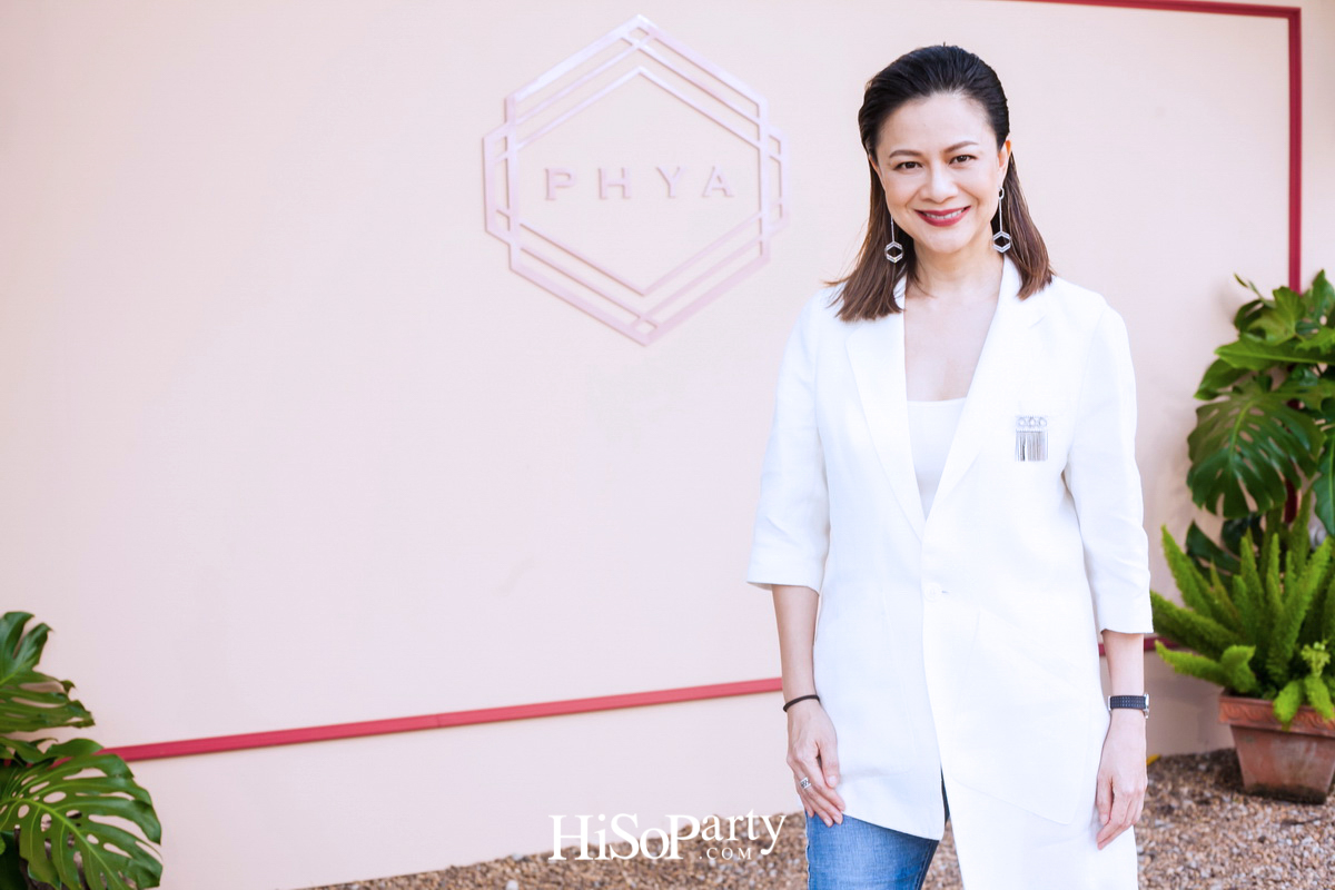 PHYA: The Geometry Collection