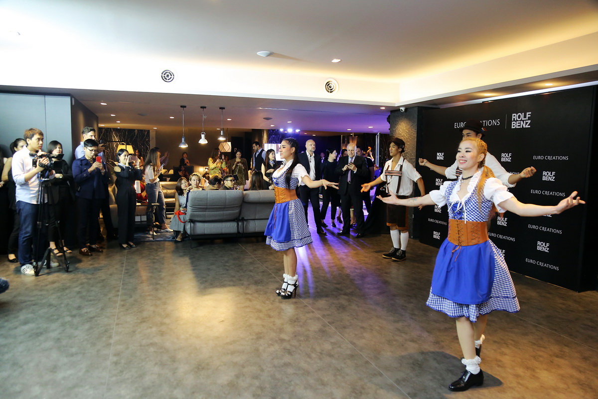 ‘ROLF BENZ’ แบรนด์เฟอร์นิเจอร์ระดับโลกสัญชาติเยอรมัน  จัดงานปาร์ตี้สุดพิเศษเฉลิมฉลองเทศกาล OKTOBERFEST 