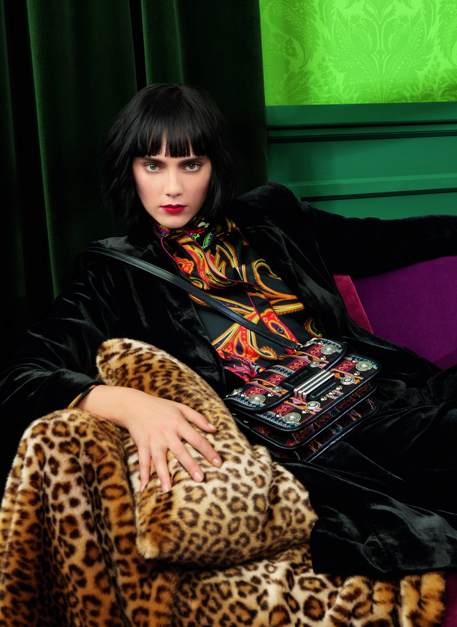 ฤดูหนาวนี้ชวนสาวๆ สนุกกับการแต่งตัวไปกับ ‘ETRO’ Women’s Wear Collection Autumn-Winter 2018/19