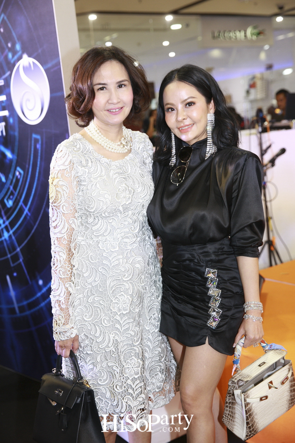 ‘Slim Concept’ Perfect Lock Perfect Shape 10th Anniversary