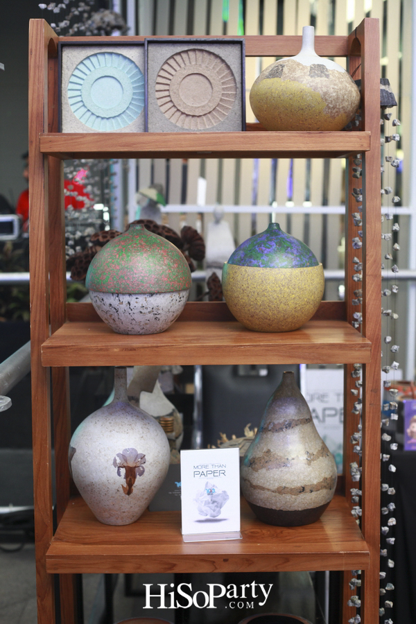 ‘Circular Living Festival’ งานเปิดตัวต้นคริสต์มาสรีไซเคิลไอเดียสร้างสรรค์ ผลิตจากกล่องใส่ซีดีเหลือใช้สูง 10 เมตร