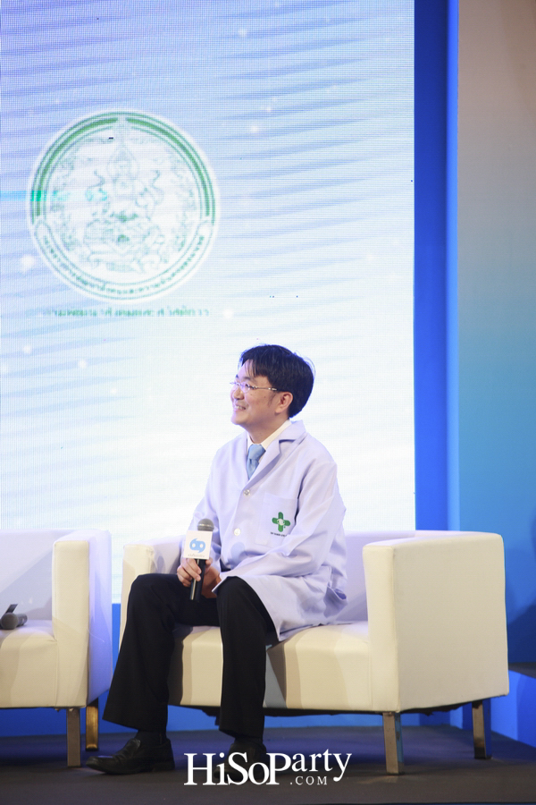 โครงการแว่นตาผู้สูงวัยในสมเด็จพระเทพรัตนฯ ฉลองความสำเร็จในโอกาสครบรอบ 10 ปี