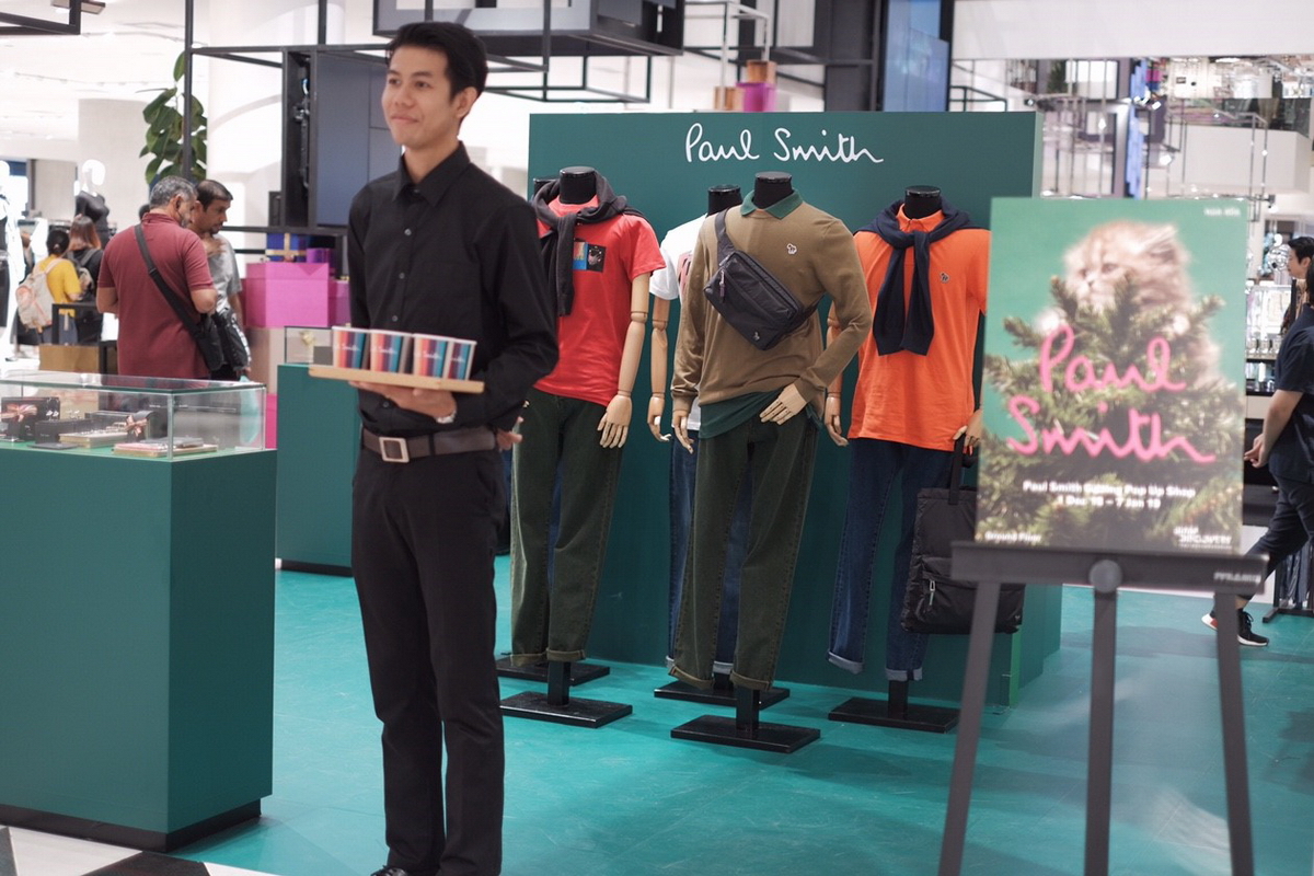 ป๊อปอัพ ‘พอลสมิธ’ ส่งความสุขในเทศกาลคริสต์มาส