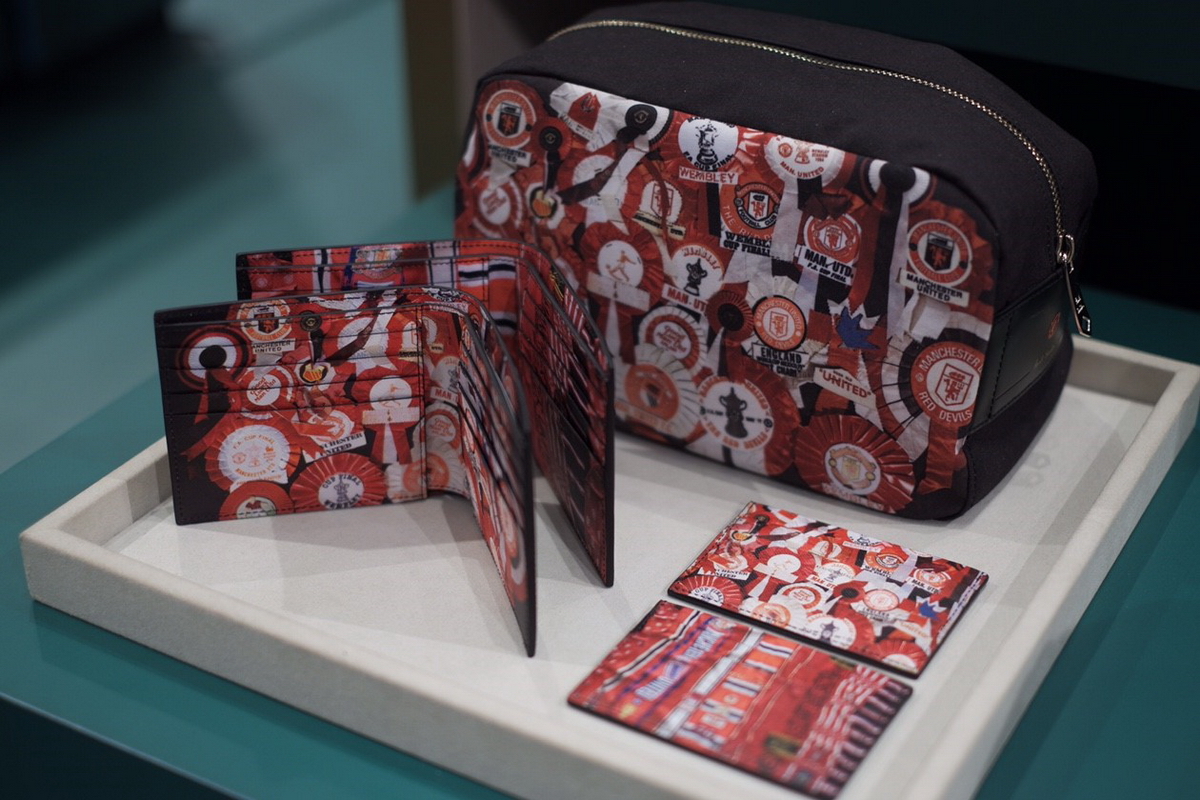 ป๊อปอัพ ‘พอลสมิธ’ ส่งความสุขในเทศกาลคริสต์มาส