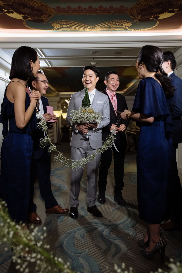 Gift Ake The Moments