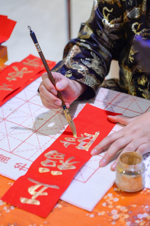 CHINESE NEW YEAR FESTIVAL 2019 ชิม ช้อป ชม เสริมมงคล เฮงรับตรุษจีน ที่เซ็นทรัลเอ็มบาสซี่และเซ็นทรัลชิดลม