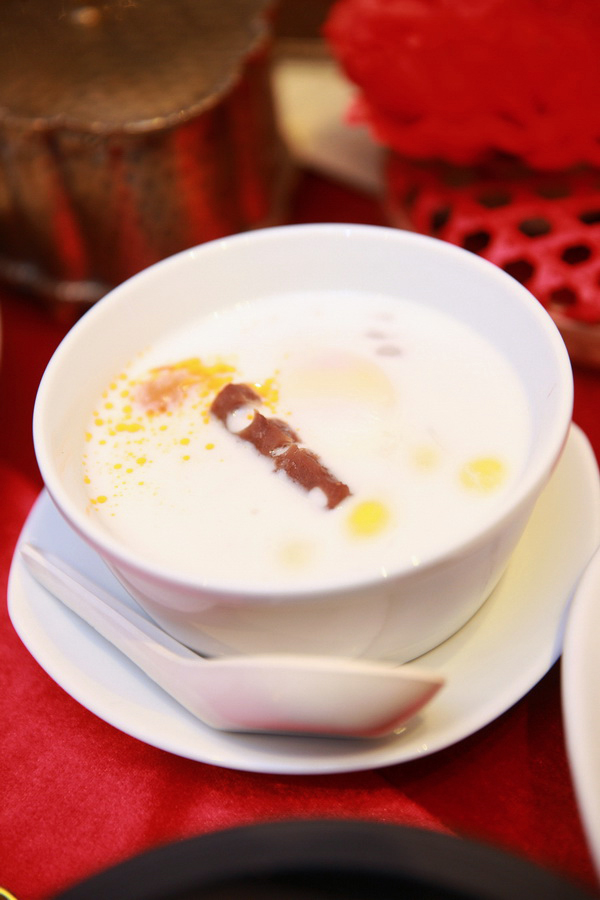 CHINESE NEW YEAR FESTIVAL 2019 ชิม ช้อป ชม เสริมมงคล เฮงรับตรุษจีน ที่เซ็นทรัลเอ็มบาสซี่และเซ็นทรัลชิดลม