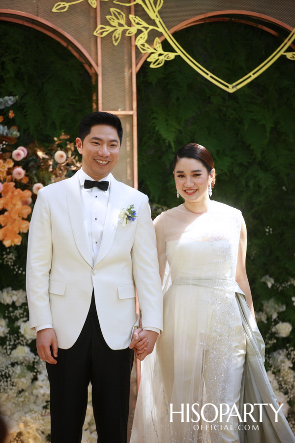 งานเลี้ยงฉลองพิธีมงคลสมรสระหว่าง กรกนก ยงสกุล และ คณิศร เปรมประเสริฐ