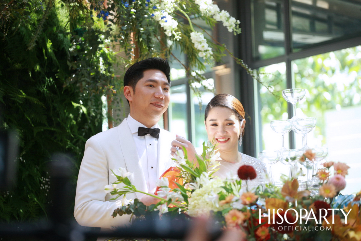 งานเลี้ยงฉลองพิธีมงคลสมรสระหว่าง กรกนก ยงสกุล และ คณิศร เปรมประเสริฐ