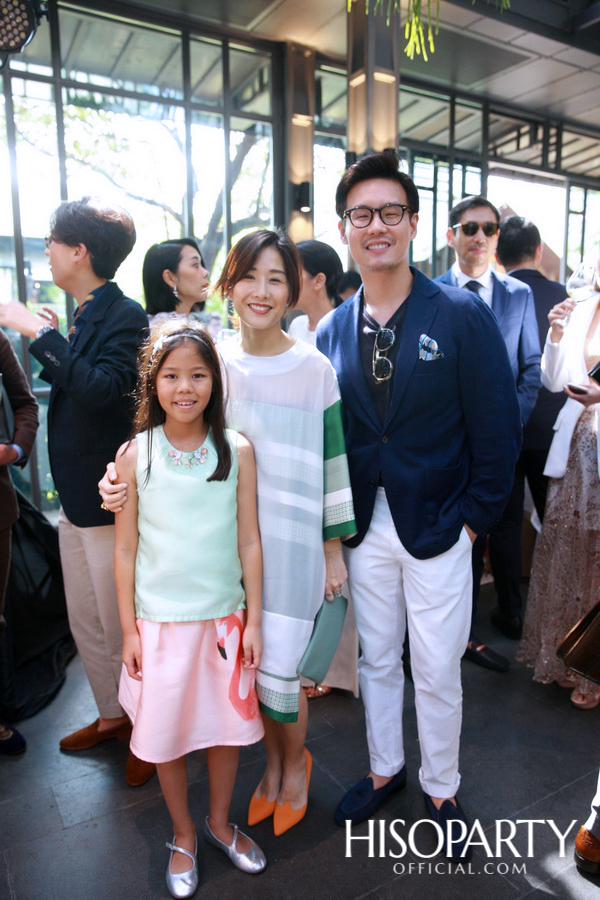 งานเลี้ยงฉลองพิธีมงคลสมรสระหว่าง กรกนก ยงสกุล และ คณิศร เปรมประเสริฐ