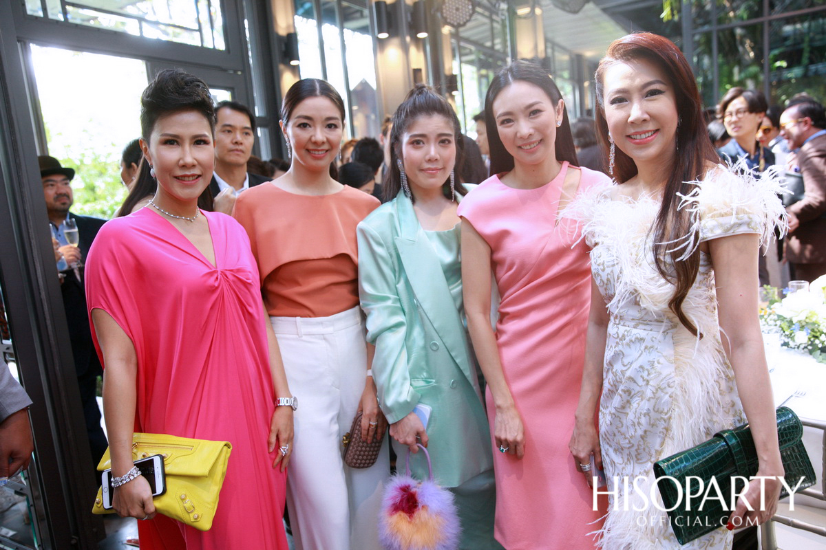 งานเลี้ยงฉลองพิธีมงคลสมรสระหว่าง กรกนก ยงสกุล และ คณิศร เปรมประเสริฐ