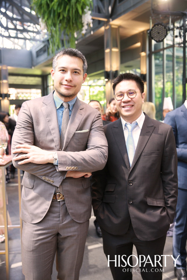 งานเลี้ยงฉลองพิธีมงคลสมรสระหว่าง กรกนก ยงสกุล และ คณิศร เปรมประเสริฐ