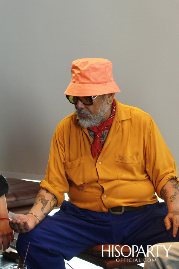 WhyKnot? Play on The Table