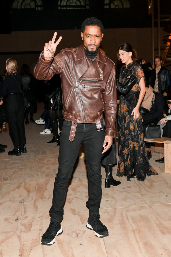 ‘วี วิโอเลต’ ประชันลุคแฟชั่นกับคนดังระดับโลกในงาน ‘New York Fashion Week 2019’