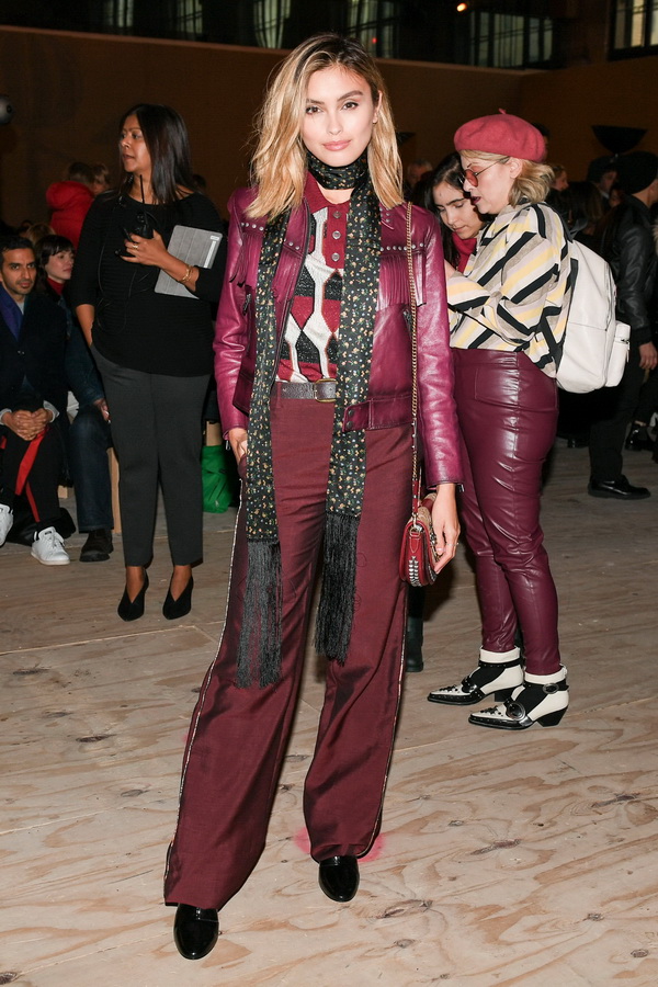 ‘วี วิโอเลต’ ประชันลุคแฟชั่นกับคนดังระดับโลกในงาน ‘New York Fashion Week 2019’