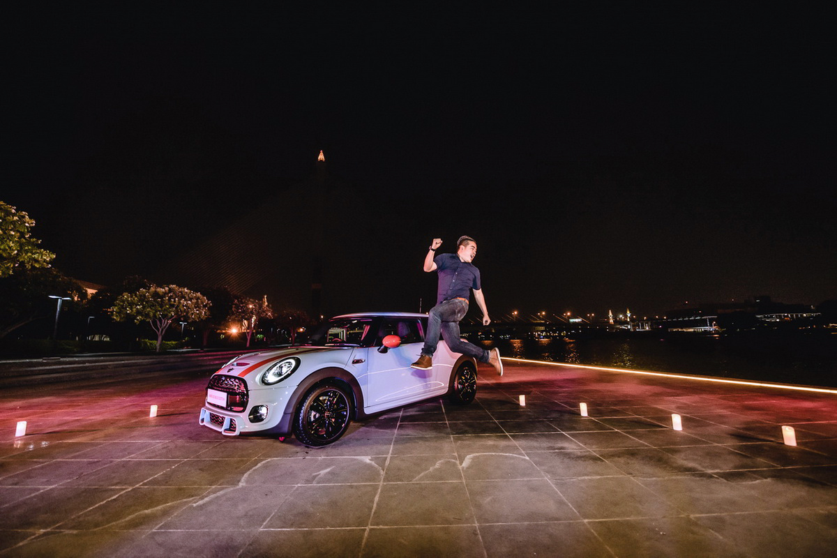 MINI Valentine’s Night Test Drive