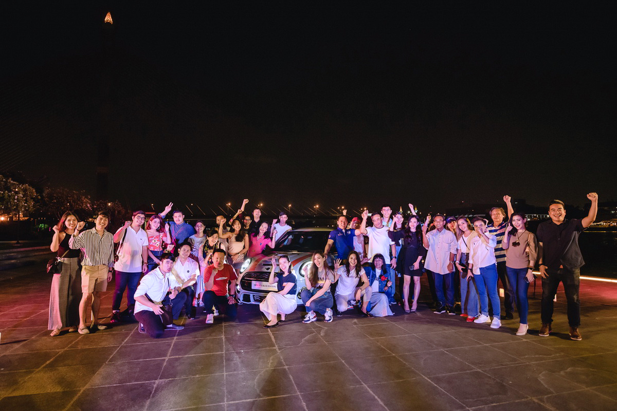 MINI Valentine’s Night Test Drive