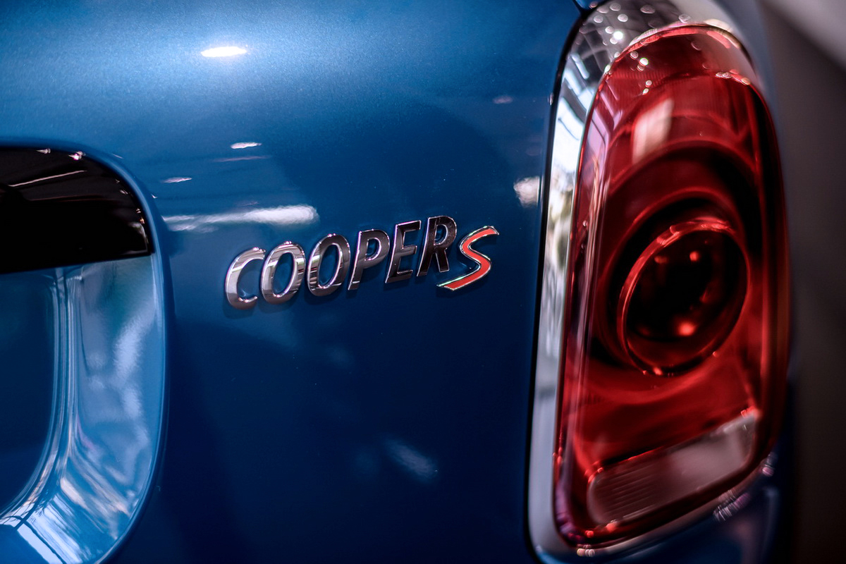 MINI Valentine’s Night Test Drive