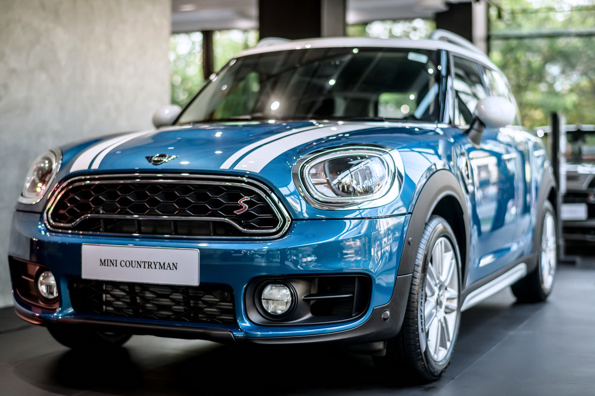 MINI Valentine’s Night Test Drive