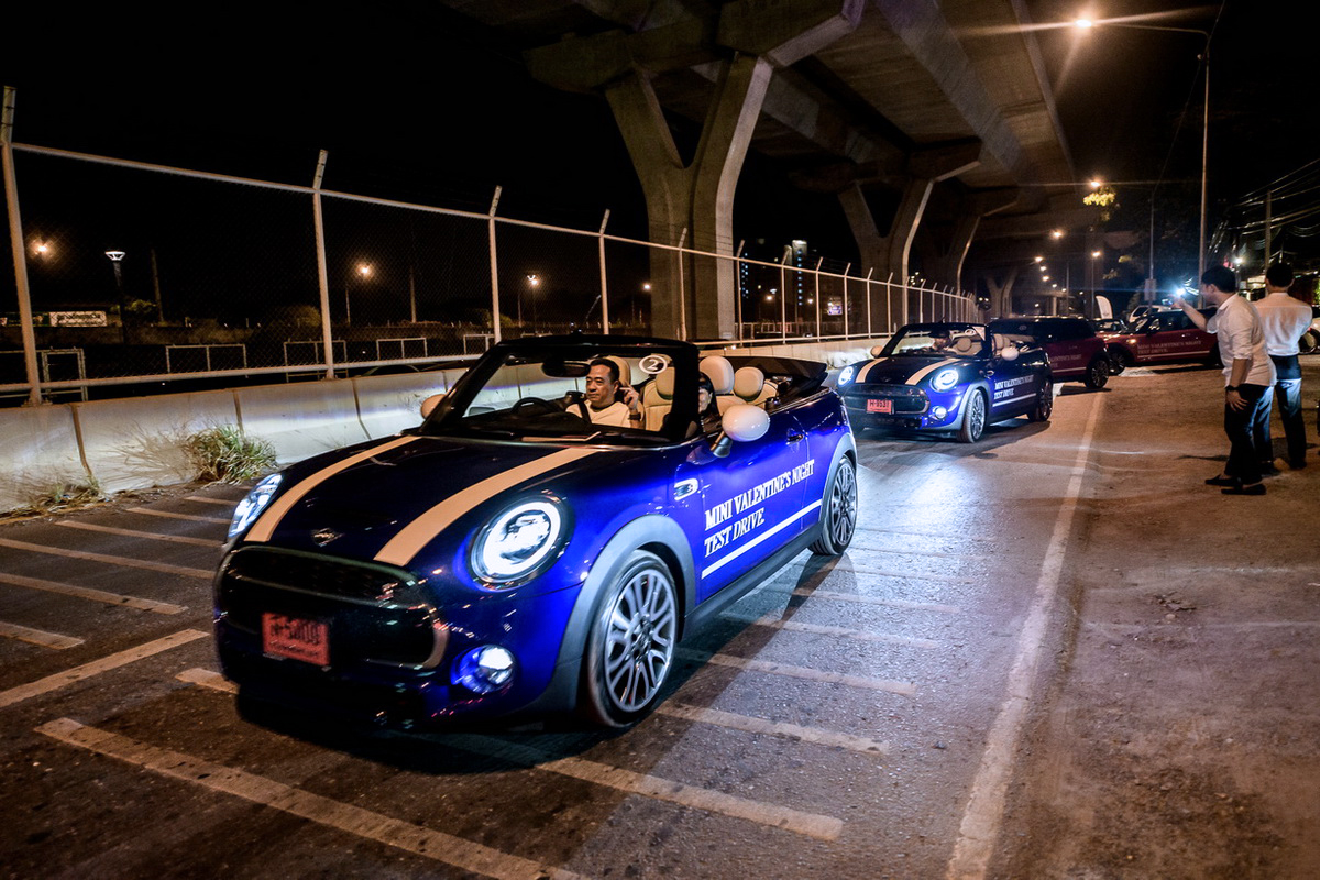 MINI Valentine’s Night Test Drive