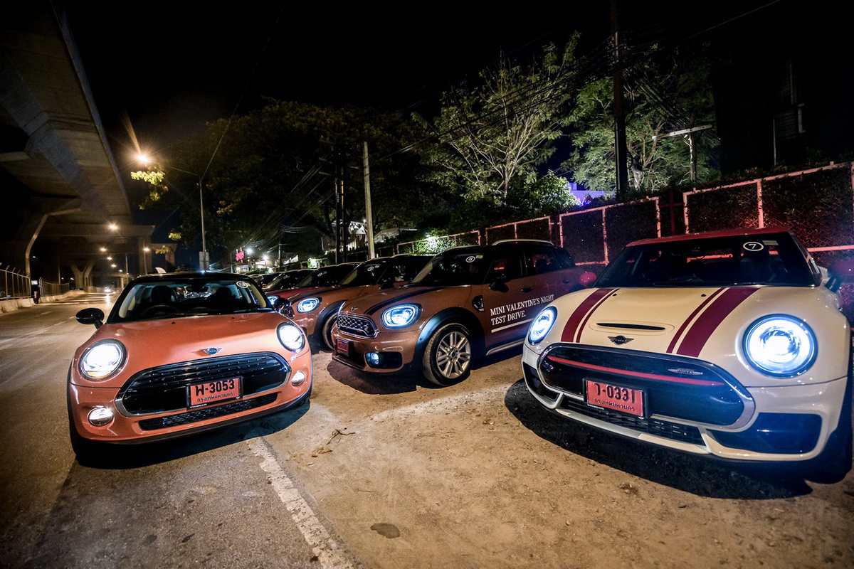 MINI Valentine’s Night Test Drive