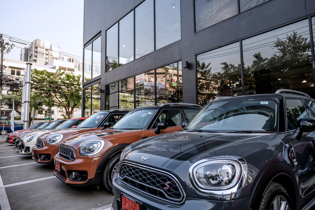 MINI Valentine’s Night Test Drive