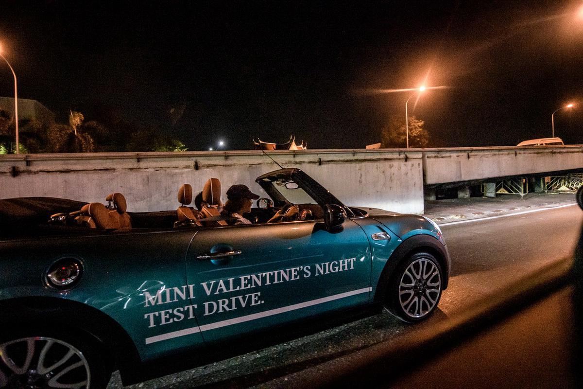 MINI Valentine’s Night Test Drive