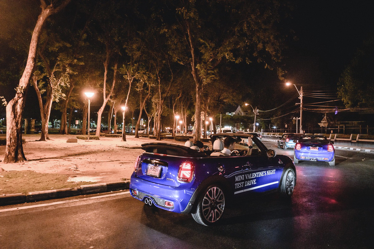 MINI Valentine’s Night Test Drive