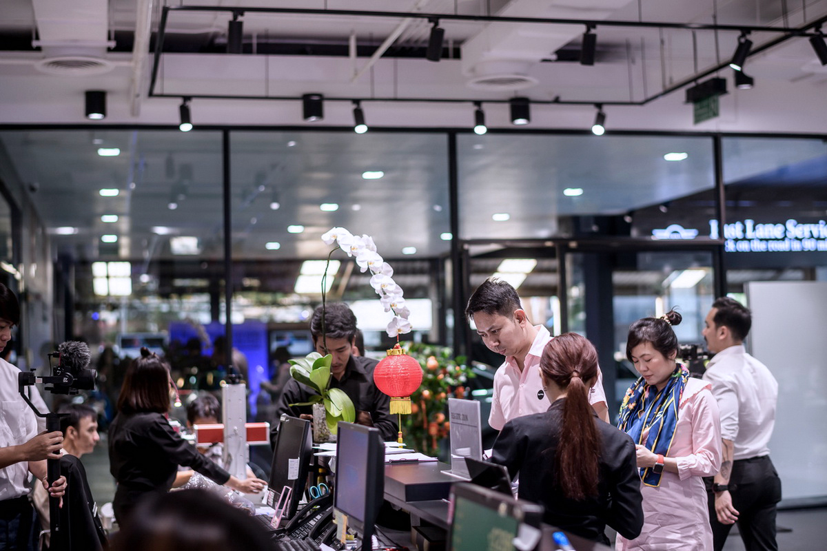 MINI Valentine’s Night Test Drive