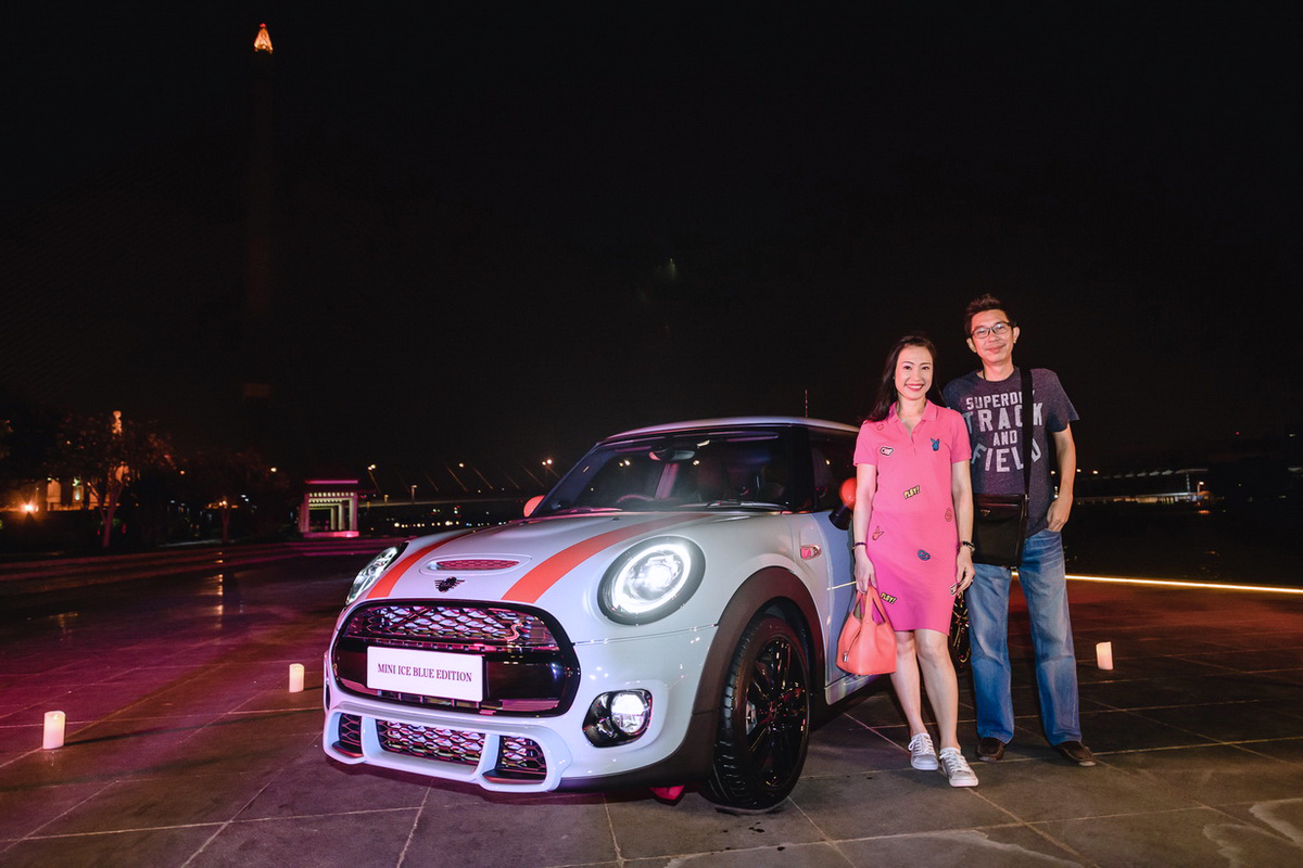 MINI Valentine’s Night Test Drive