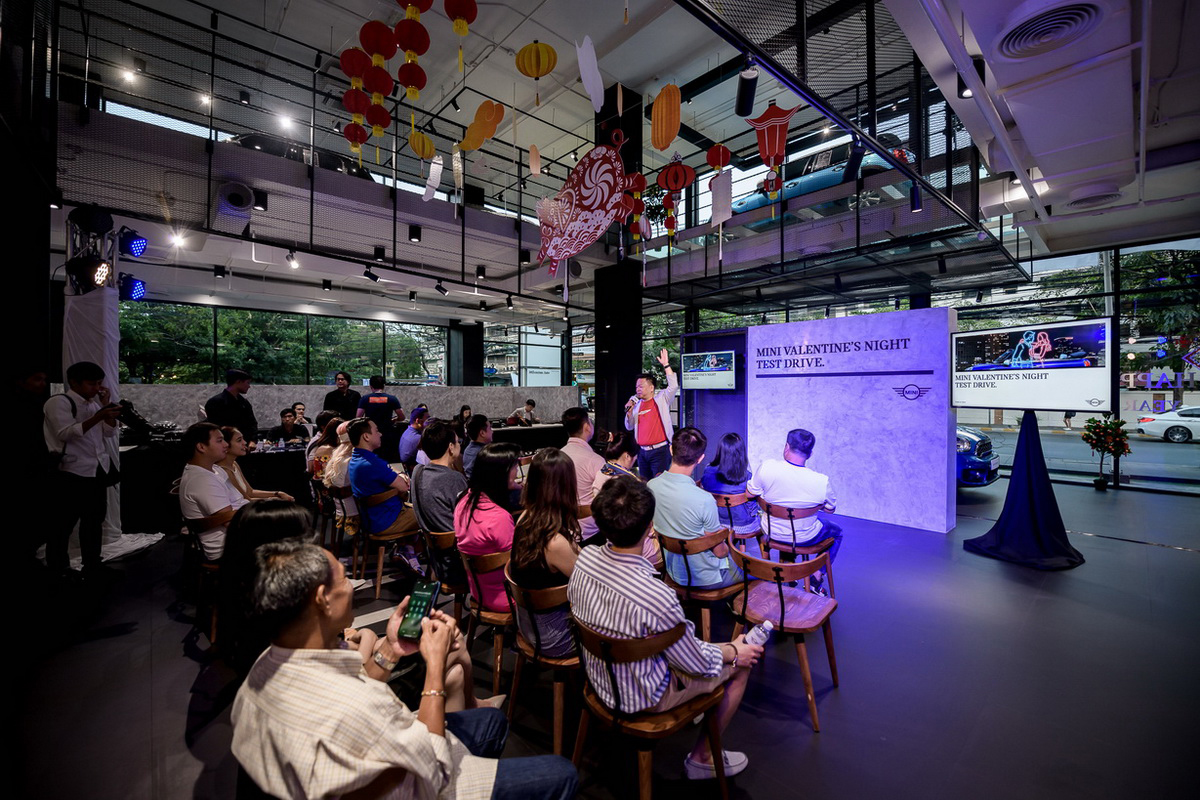 MINI Valentine’s Night Test Drive