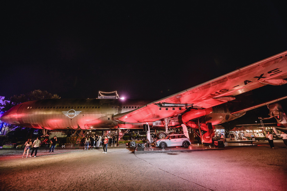 MINI Valentine’s Night Test Drive