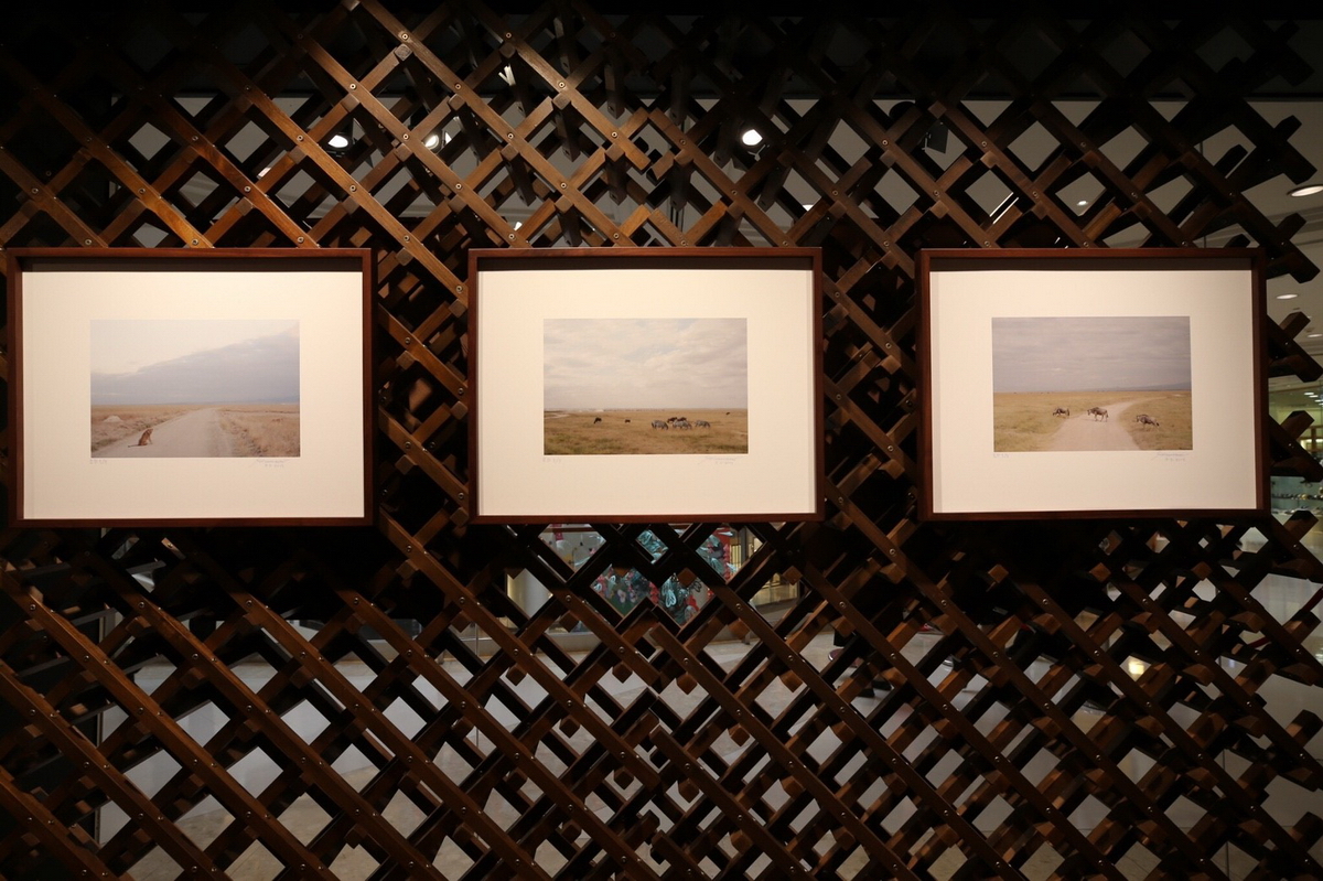 พิธีเปิดงาน ‘Little Wild’ นิทรรศการภาพถ่ายฝีพระหัตถ์ พระเจ้าหลานเธอ พระองค์เจ้าสิริวัณณวรีนารีรัตน์