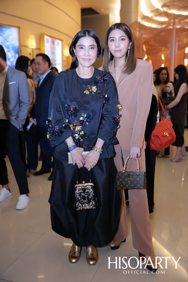 แฟชั่นโชว์คอลเลกชั่นทรงออกแบบ Spring/Summer 2019 แบรนด์ SIRIVANNAVARI และ S’HOMME ในพระเจ้าหลานเธอ พระองค์เจ้าสิริวัณณวรีนารีรัตน์