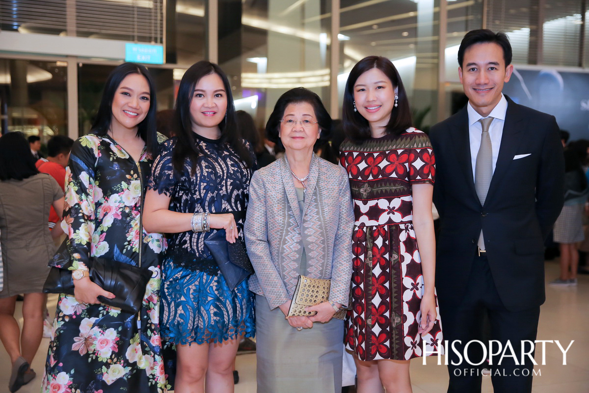 แฟชั่นโชว์คอลเลกชั่นทรงออกแบบ Spring/Summer 2019 แบรนด์ SIRIVANNAVARI และ S’HOMME ในพระเจ้าหลานเธอ พระองค์เจ้าสิริวัณณวรีนารีรัตน์