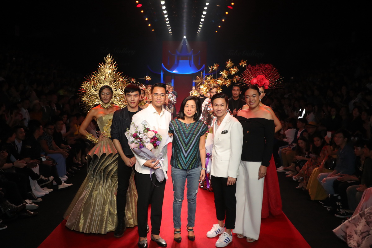 BIFW 2019: More is More / Tube Gallery