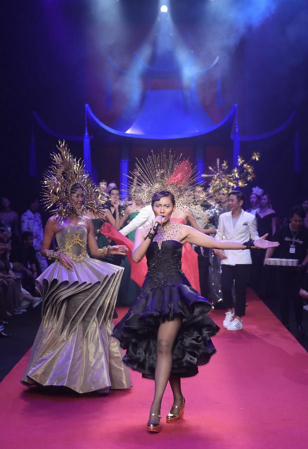 BIFW 2019: More is More / Tube Gallery