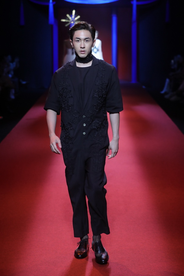 BIFW 2019: More is More / Tube Gallery