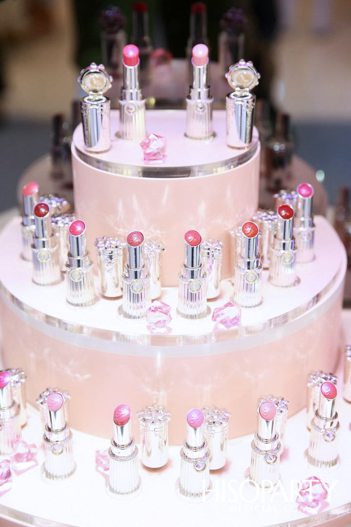 JILL STUART ฉลองครบรอบ 3 ปีในไทย พร้อมอวดโฉม 3 คอลเลกชั่นใหม่ ภายใต้คอนเซ็ปต์ Pink Bling, Diamond Time และ Something Pure Blue 